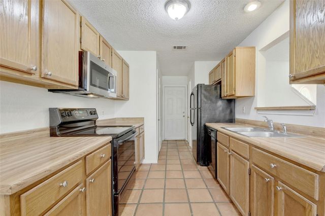 6102 Parkwood DR, Austin, TX 78735