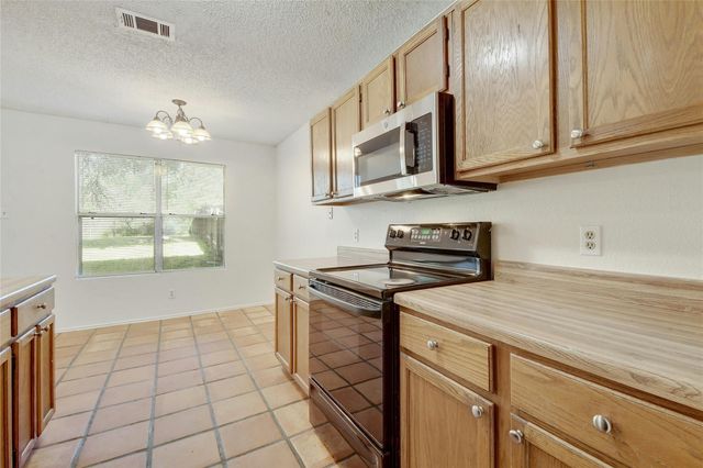6102 Parkwood DR, Austin, TX 78735