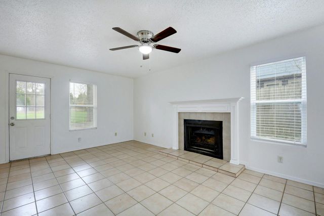 6102 Parkwood DR, Austin, TX 78735