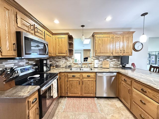 2859 19th Avenue SW, Willmar, MN 56201
