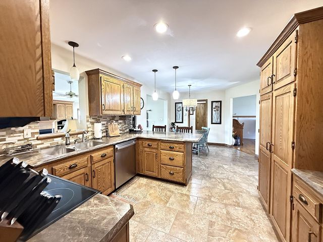 2859 19th Avenue SW, Willmar, MN 56201