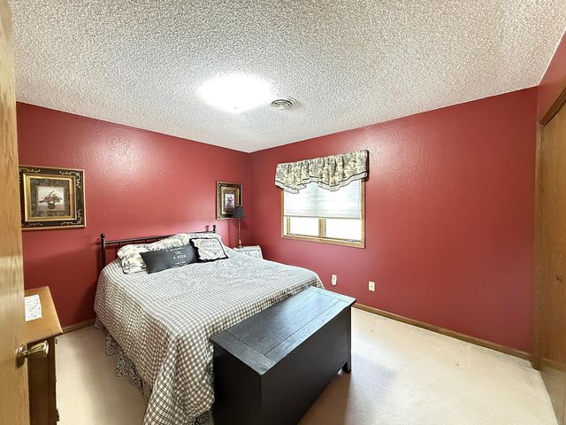 2859 19th Avenue SW, Willmar, MN 56201