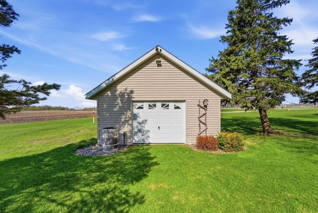 2859 19th Avenue SW, Willmar, MN 56201