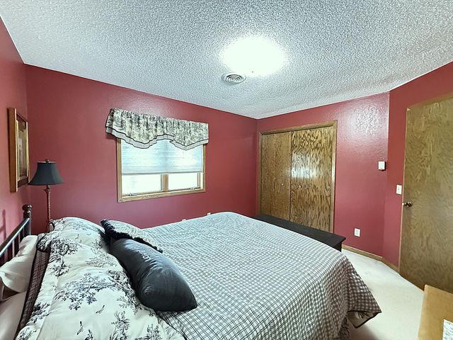 2859 19th Avenue SW, Willmar, MN 56201