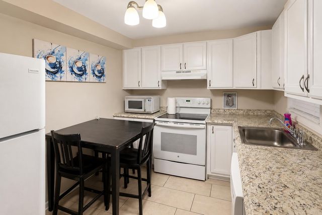624 Allen Avenue C, Delray Beach, FL 33483