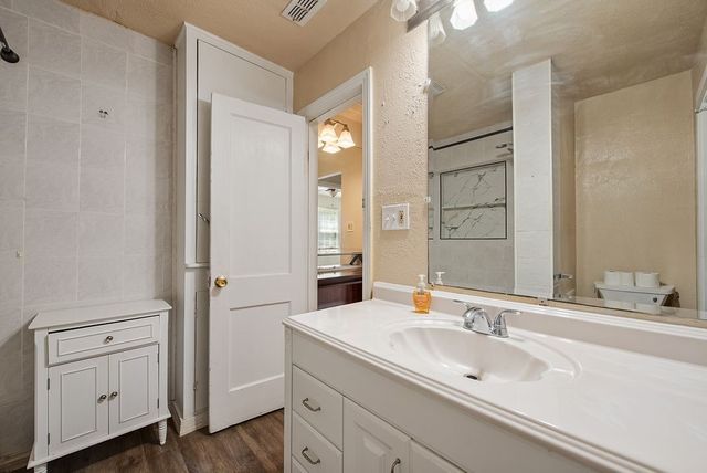 4520 W Lake Highlands Drive, The Colony, TX 75056