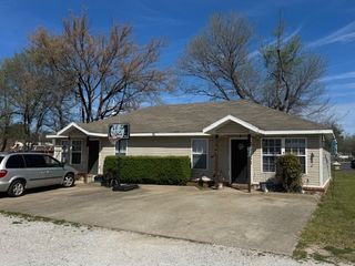302 / 304 Wallace Street, Prairie Grove, AR 72753