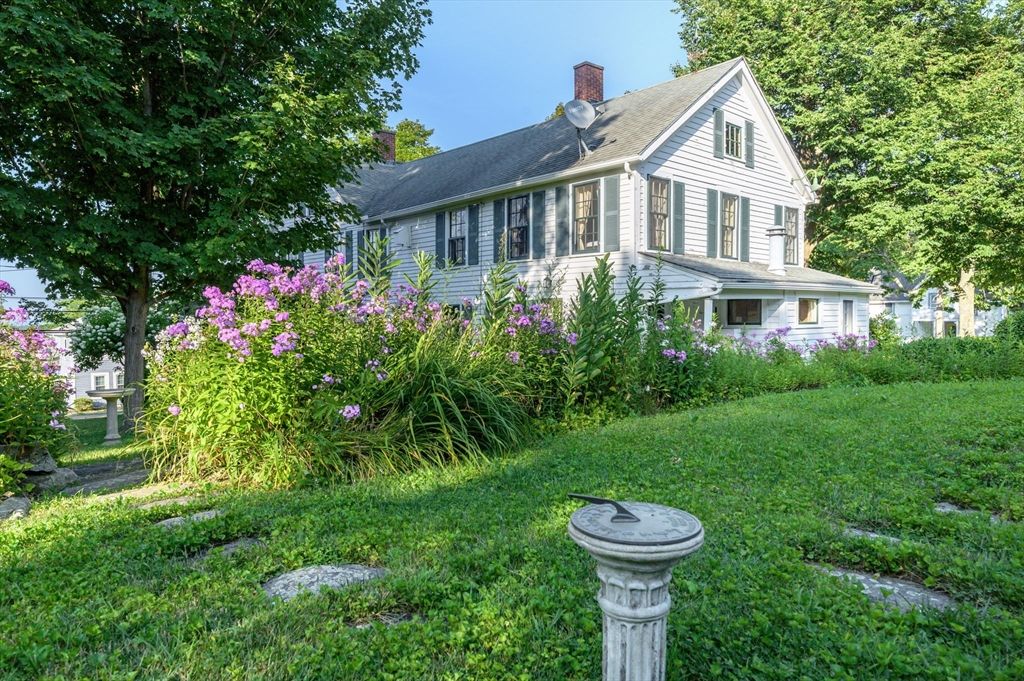 79 Main St, Blandford, MA 01008