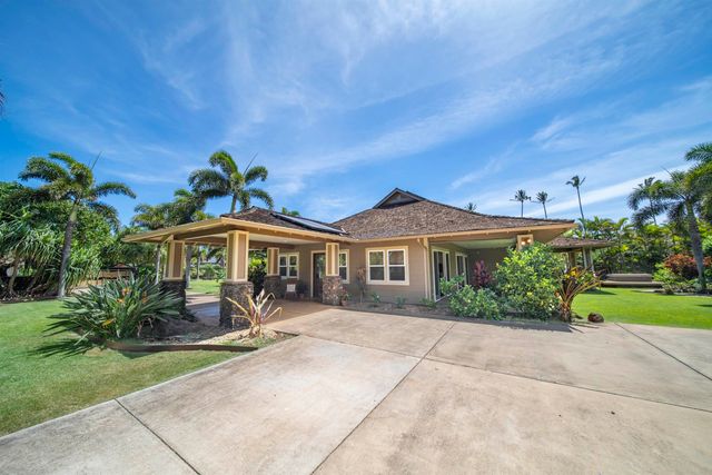 1050 Kapukaulua Pl, Paia, HI 96779