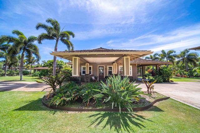 1050 Kapukaulua Pl, Paia, HI 96779