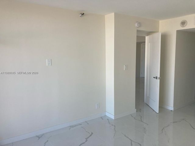 290 174th St 1206, Sunny Isles Beach, FL 33160