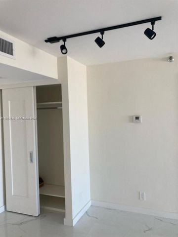 290 174th St 1206, Sunny Isles Beach, FL 33160