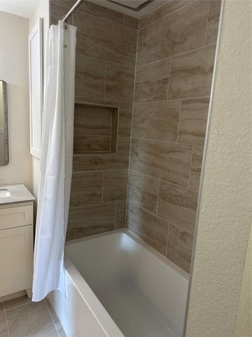 8600 Coppertowne Lane 1403, Dallas, TX 75243