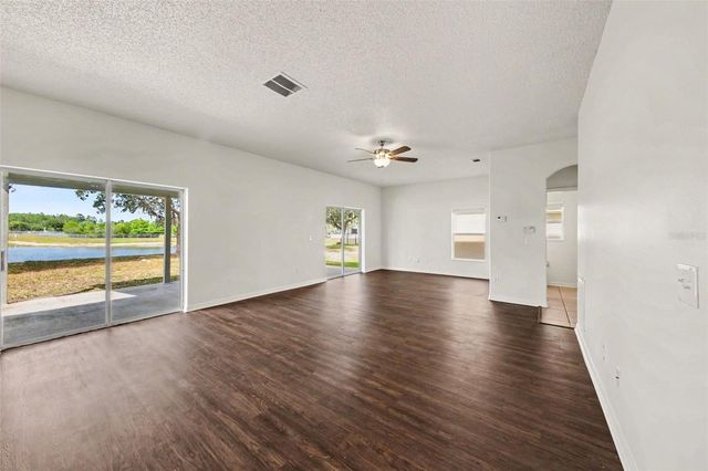 2512 HOLLY PINE CIRCLE, Orlando, FL 32820