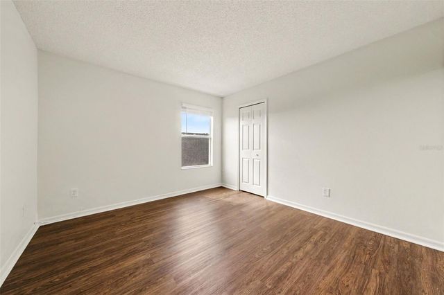 2512 HOLLY PINE CIRCLE, Orlando, FL 32820