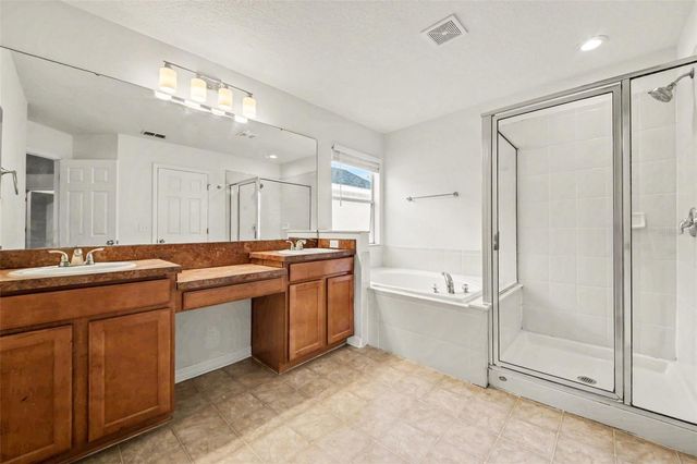 2512 HOLLY PINE CIRCLE, Orlando, FL 32820