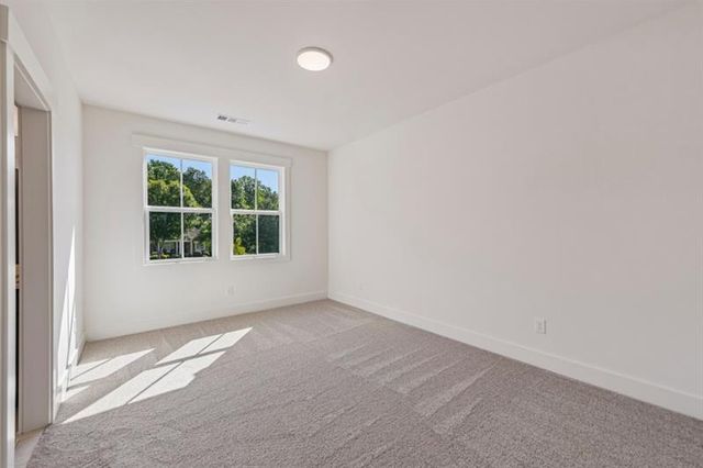 9110 Greenway Court, Gainesville, GA 30506