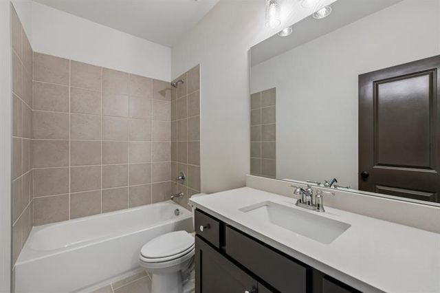 9110 Greenway Court, Gainesville, GA 30506