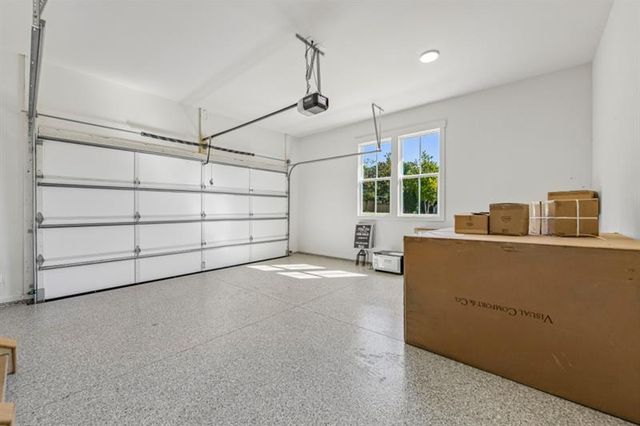 9110 Greenway Court, Gainesville, GA 30506