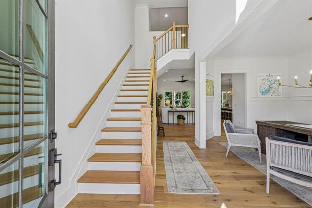 9110 Greenway Court, Gainesville, GA 30506