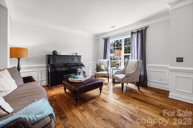 1037 Fleming Lane, Matthews, NC 28104