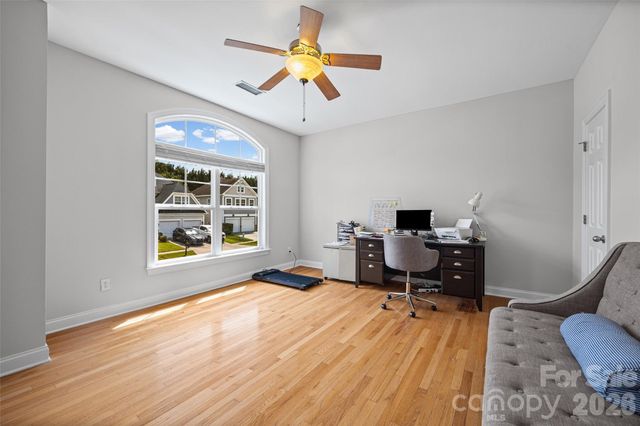 1037 Fleming Lane, Matthews, NC 28104