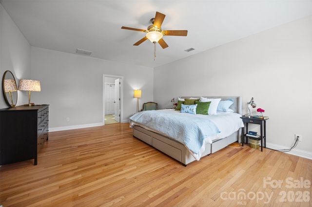 1037 Fleming Lane, Matthews, NC 28104