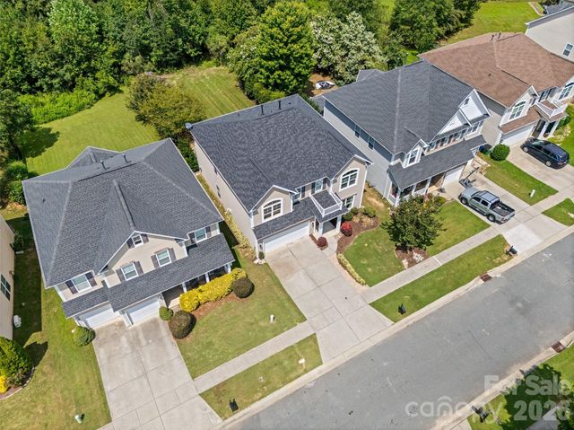 1037 Fleming Lane, Matthews, NC 28104