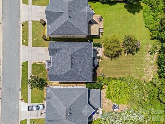 1037 Fleming Lane, Matthews, NC 28104