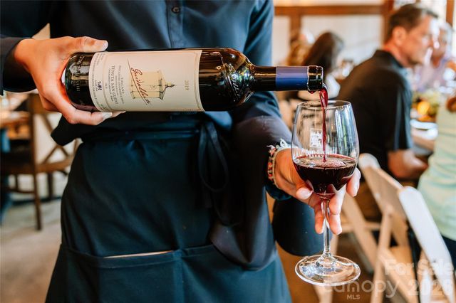 762 Scarlet Oak Road, Tuckasegee, NC 28783