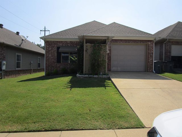 109 Lily Street, Hot Springs, AR 71901