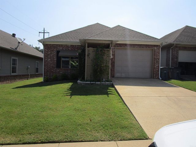 109 Lily Street, Hot Springs, AR 71901