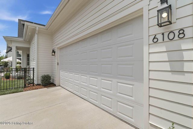6108 Starflower St, Prospect, KY 40059