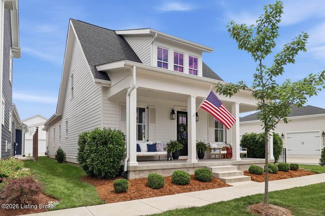 6108 Starflower St, Prospect, KY 40059