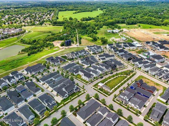 6108 Starflower St, Prospect, KY 40059