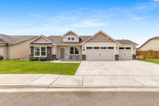 5810 Wallowa Lane, Pasco, WA 99301