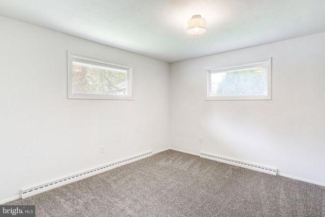 2020 WINDING RD, York, PA 17408