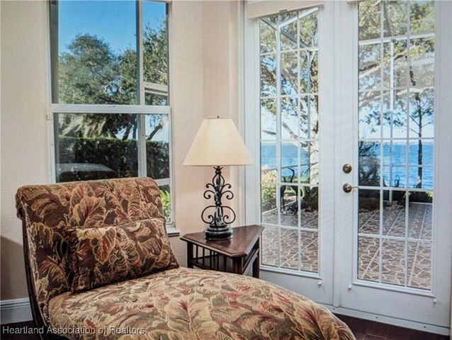 560 Sunset Pointe Drive, Lake Placid, FL 33852