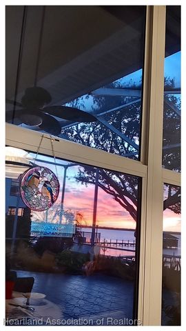 560 Sunset Pointe Drive, Lake Placid, FL 33852