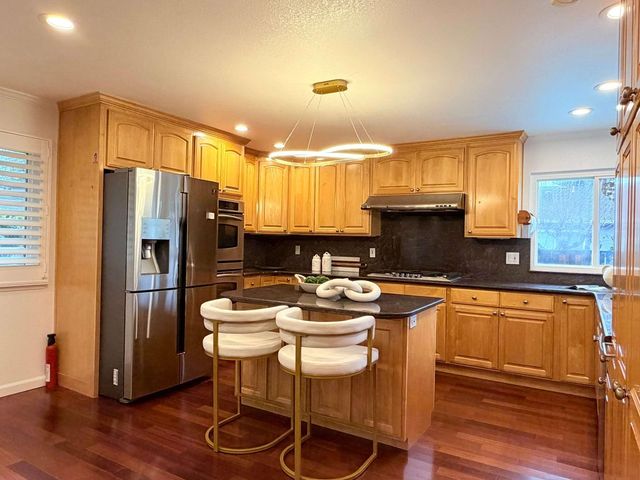 12619 Saratoga Avenue, Saratoga, CA 95070