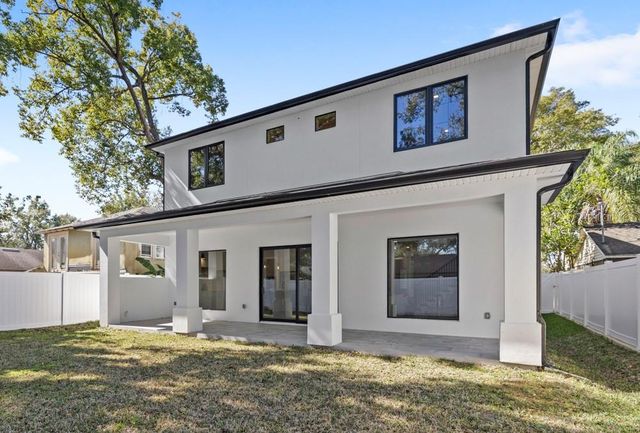 1217 CLOVERLAWN AVENUE, Orlando, FL 32806