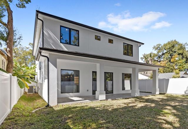 1217 CLOVERLAWN AVENUE, Orlando, FL 32806