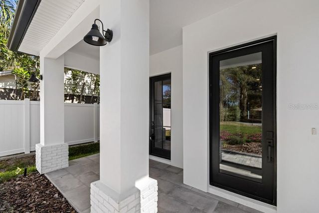 1217 CLOVERLAWN AVENUE, Orlando, FL 32806
