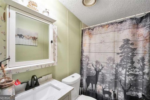 926 Silver Dollar Road, Milner, GA 30257