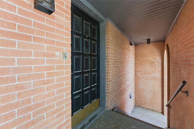 558 E Avenue J D, Grand Prairie, TX 75050