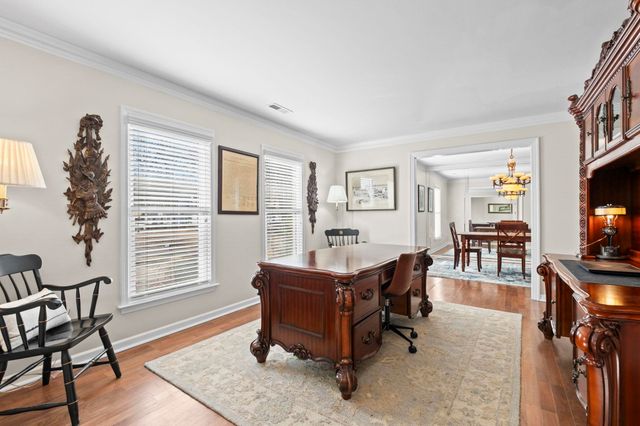 7964 DOVIE LN, Germantown, TN 38138