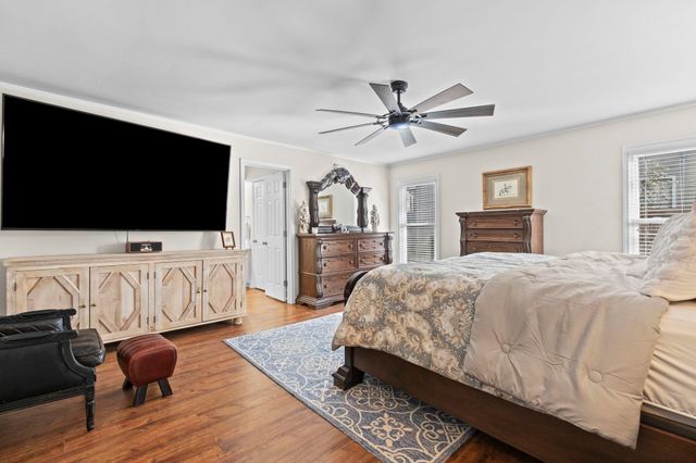 7964 DOVIE LN, Germantown, TN 38138