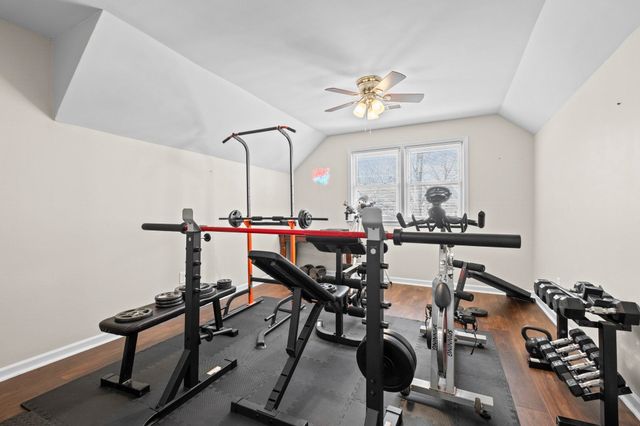 7964 DOVIE LN, Germantown, TN 38138