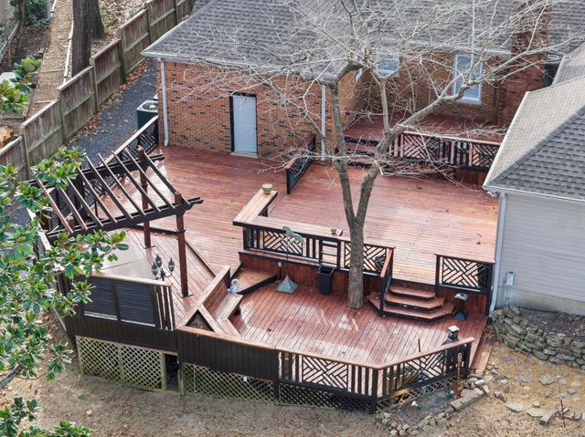 7964 DOVIE LN, Germantown, TN 38138