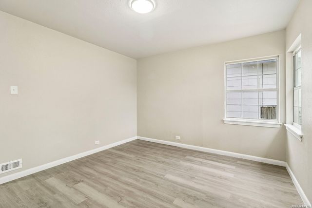 1410 Greer, San Antonio, TX 78210